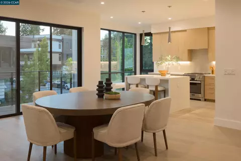 950 Hough Ave #202, Lafayette, CA 94549