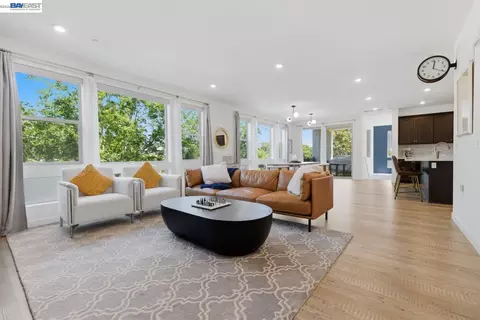 5680 Central Pkwy #201, Dublin, CA 94568