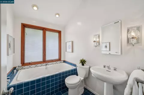 Bath - 3375 Freeman Rd, Walnut Creek, CA 94595 photo 1 of 3