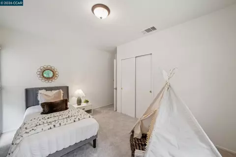 Bedroom - 3375 Freeman Rd, Walnut Creek, CA 94595 photo 6 of 6