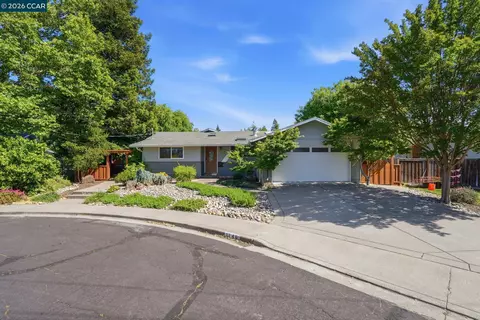 1746 Agadir Ct, Concord, CA 94518