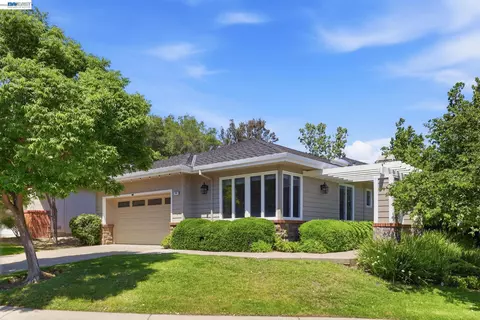7961 Kemper Ct, Pleasanton, CA 94588