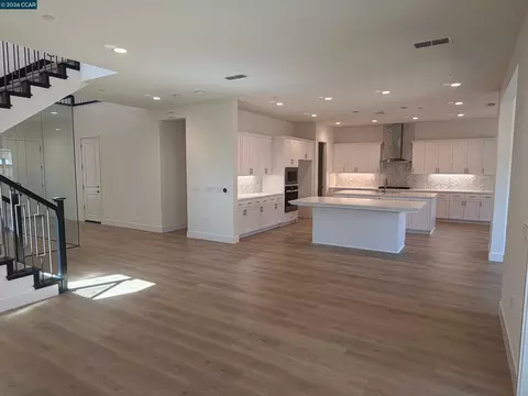 16158 Purdy Ct, Lathrop, CA 95330 photo 4