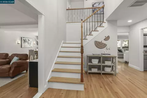 Entry Way - 143 Mount Kennedy Dr, Martinez, CA 94553 photo 1 of 2