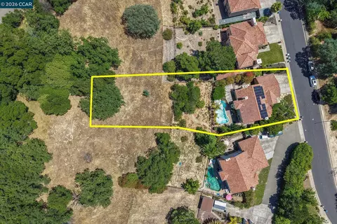 View/Area - 143 Mount Kennedy Dr, Martinez, CA 94553 photo 3 of 5