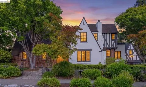 1087 Hubert Rd, Oakland, CA 94610