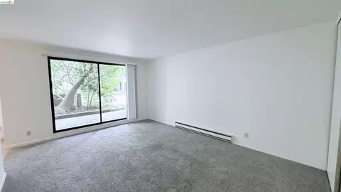 8 Admiral Dr #A232, Emeryville, CA 94608
