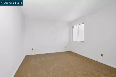 Bedroom - 65 Edgewater Pl, Pittsburg, CA 94565 photo 5 of 9