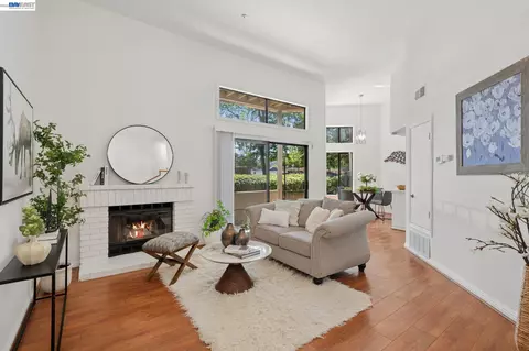 3474 Smoketree Commons Dr #D, Pleasanton, CA 94566