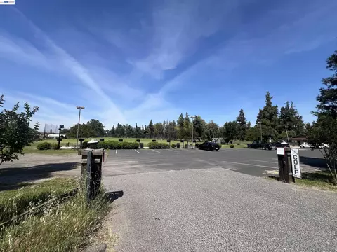 17051 Escalon Bellotta Rd, Escalon, CA 95320