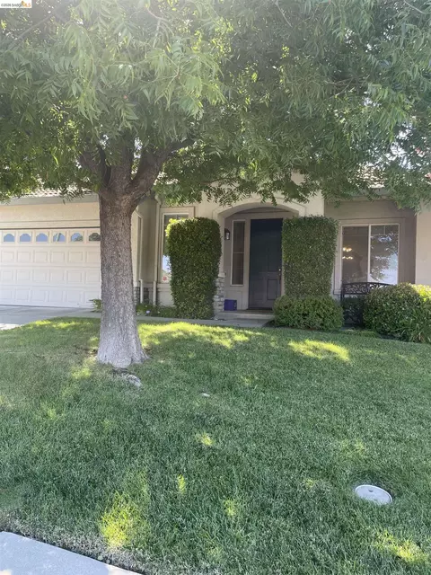 820 Carpinteria Dr, Antioch, CA 94509