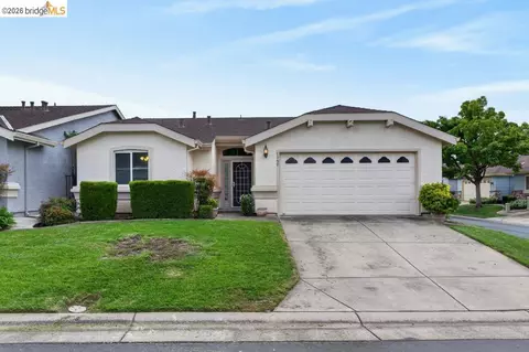 7590 Suncountry Ln, Sacramento, CA 95828