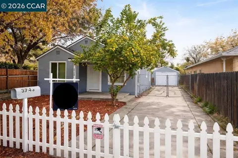 3743 23rd Ave, Sacramento, CA 95820
