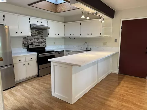 3107 Corona Dr, Davis, CA 95616