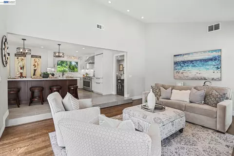 Living - 131 Brookside Pl, Danville, CA 94526 photo 2 of 2