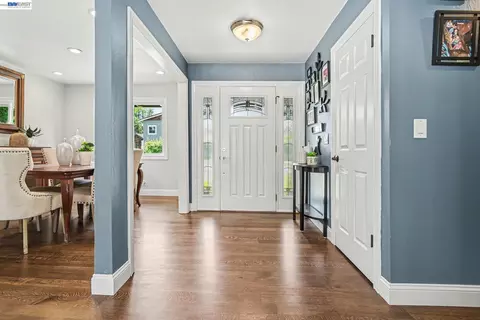 Entry Way - 131 Brookside Pl, Danville, CA 94526 photo 1 of 1
