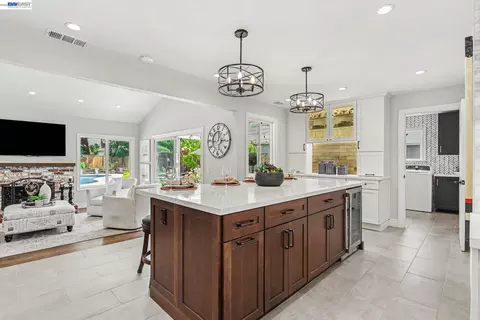Kitchen - 131 Brookside Pl, Danville, CA 94526 photo 2 of 5