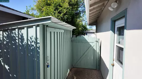 Exterior - 926 Sassel, Concord, CA 94518 photo 10 of 13