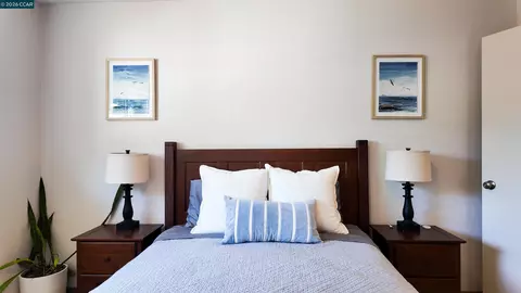 Bedroom - 926 Sassel, Concord, CA 94518 photo 4 of 4