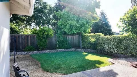 Exterior - 926 Sassel, Concord, CA 94518 photo 3 of 13