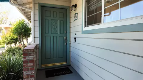 Entry Way - 926 Sassel, Concord, CA 94518 photo 1 of 1