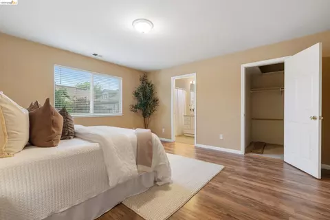 Bedroom - 811 G St, Antioch, CA 94509 photo 2 of 11