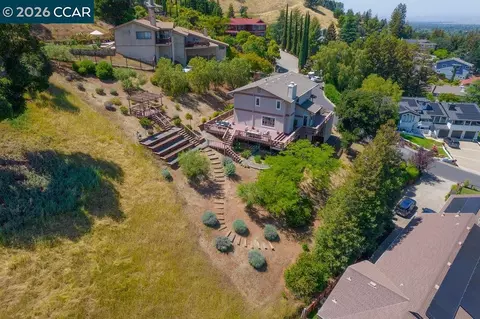 View/Area - 5787 Lewis Way, Concord, CA 94521 photo 3 of 4