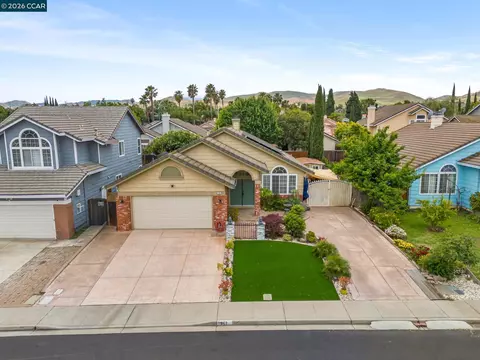View/Area - 207 Babbling Brook Way, Pittsburg, CA 94565 photo 1 of 7