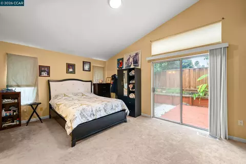 Bedroom - 207 Babbling Brook Way, Pittsburg, CA 94565 photo 5 of 7