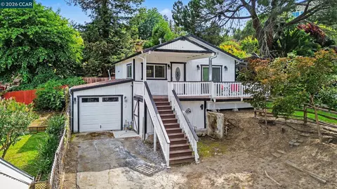 2165 James St, Martinez, CA 94553