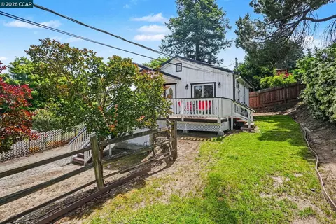 Exterior - 2165 James St, Martinez, CA 94553 photo 5 of 6