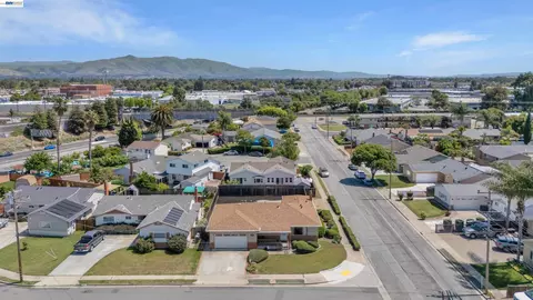 View/Area - 5296 Spencer Ct, Newark, CA 94560 photo 2 of 4
