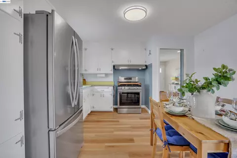 Kitchen - 5296 Spencer Ct, Newark, CA 94560 photo 2 of 2