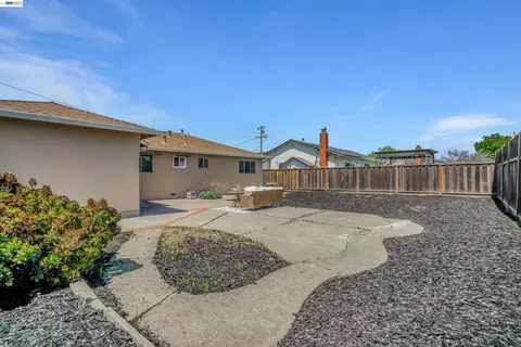 Exterior - 5296 Spencer Ct, Newark, CA 94560 photo 3 of 5