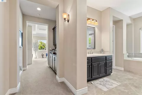 Entry Way - 2205 Cameron Cir, Pleasanton, CA 94588 photo 5 of 6