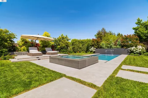 Exterior - 2205 Cameron Cir, Pleasanton, CA 94588 photo 13 of 37