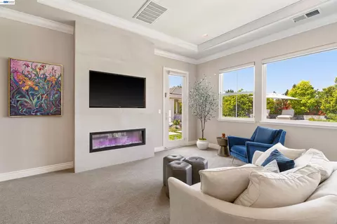Living - 2205 Cameron Cir, Pleasanton, CA 94588 photo 4 of 4