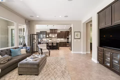 Living - 2205 Cameron Cir, Pleasanton, CA 94588 photo 3 of 4