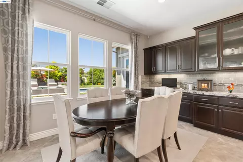 Dining - 2205 Cameron Cir, Pleasanton, CA 94588 photo 2 of 2