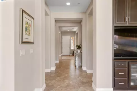 Entry Way - 2205 Cameron Cir, Pleasanton, CA 94588 photo 4 of 6