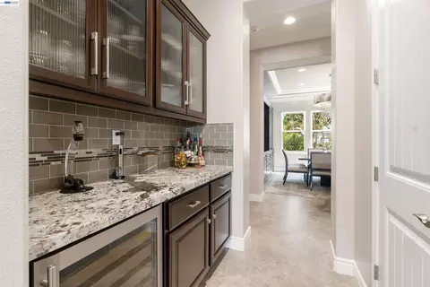 Entry Way - 2205 Cameron Cir, Pleasanton, CA 94588 photo 3 of 6