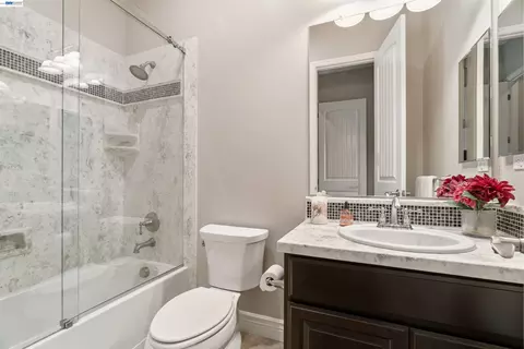 Bath - 2205 Cameron Cir, Pleasanton, CA 94588 photo 5 of 6