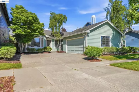 29 Captains Dr, Alameda, CA 94502