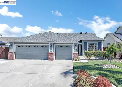 2294 El Monte Dr, Oakley, CA 94561