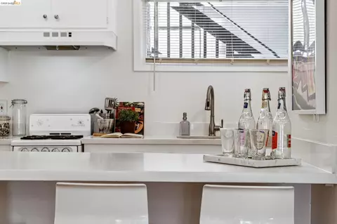 Kitchen - 2638 Warring St #A, Berkeley, CA 94704 photo 3 of 4