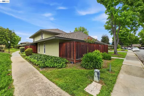 5649 Evergreen Ter, Fremont, CA 94538