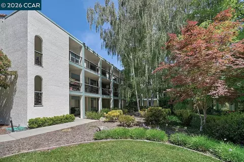 1501 Ptarmigan Dr #6B, Walnut Creek, CA 94595