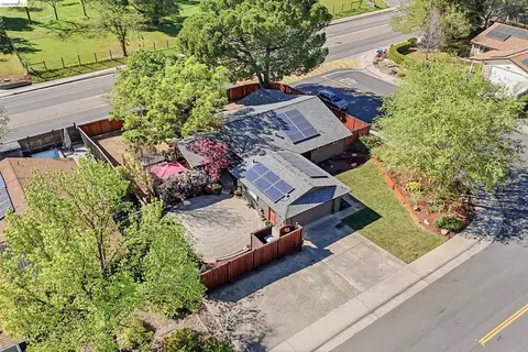 View/Area - 5502 Sparas St, Loomis, CA 95650 photo 2 of 3