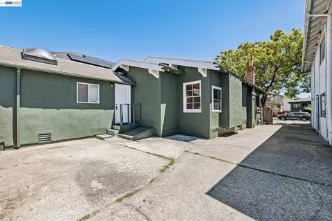 Exterior - 1349 Hearst Ave, Berkeley, CA 94702 photo 3 of 9