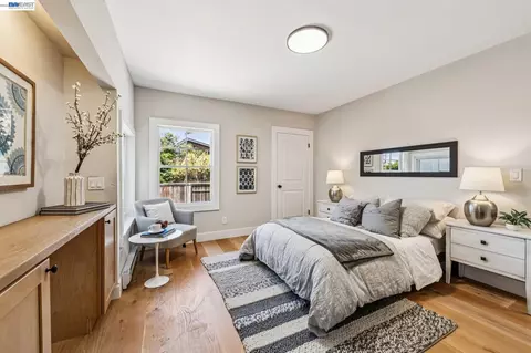 Bedroom - 1349 Hearst Ave, Berkeley, CA 94702 photo 5 of 6